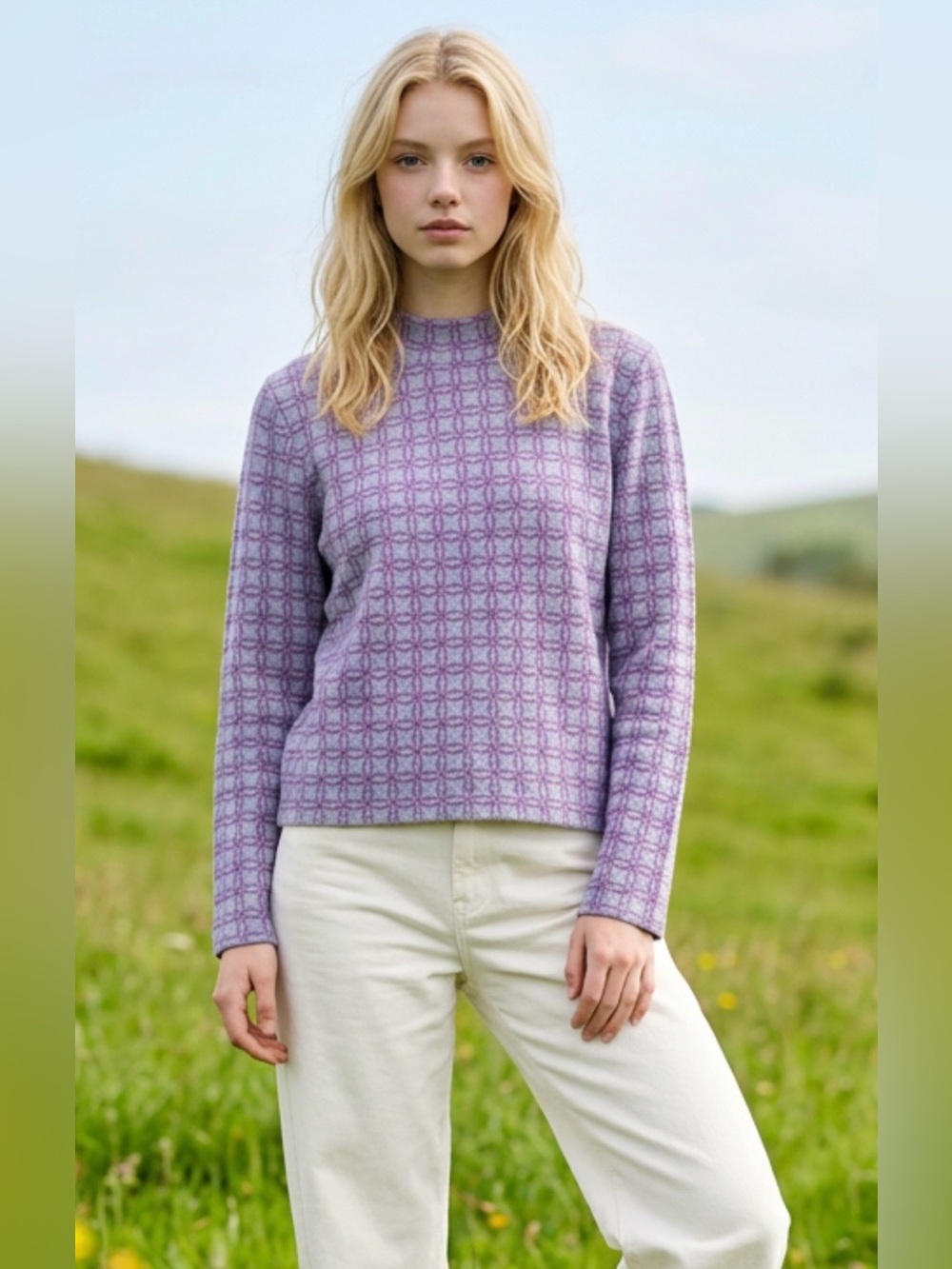 Kettlewell Women’s Lavender Geometric Grid Knit Long Sleeve Pullover